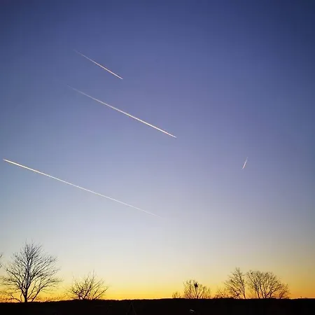 Ueber Den Daechern Von